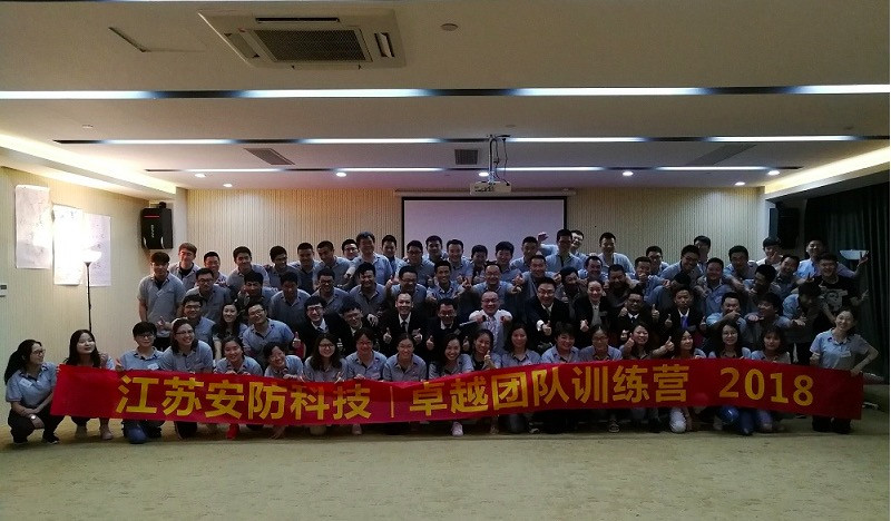vuuz3cOQSVSQxbMcbCq63g_副本.jpg